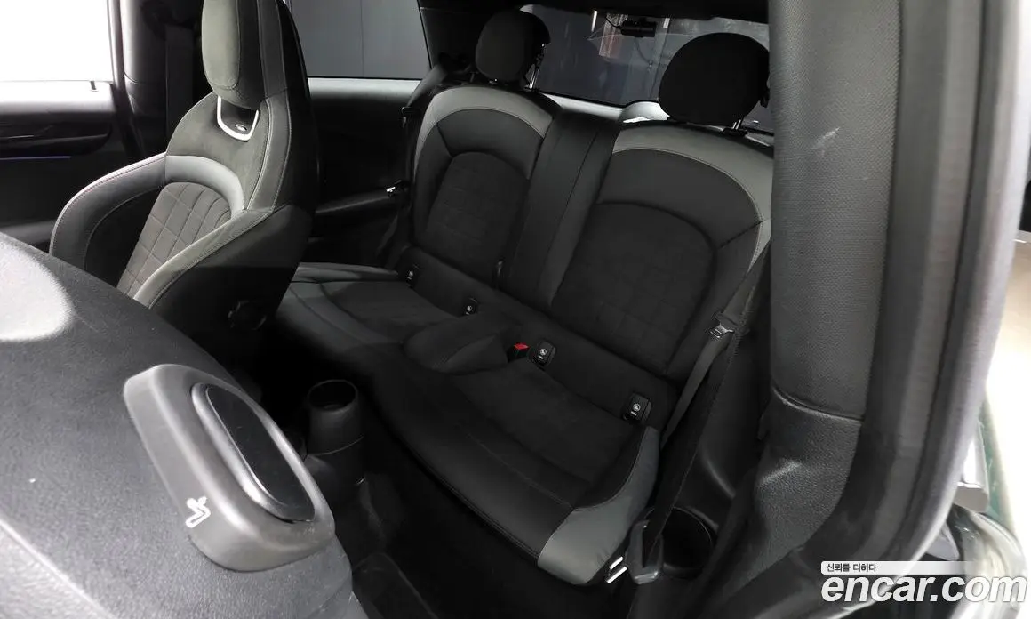 Mini Cooper 2022 2.0 автомат (гидро), фото 16 Mini Cooper 2022 2.0 автомат (гидро), фото 16