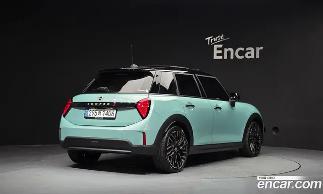 Mini Cooper 2025 2.0 автомат (гидро), миниатюра 2
