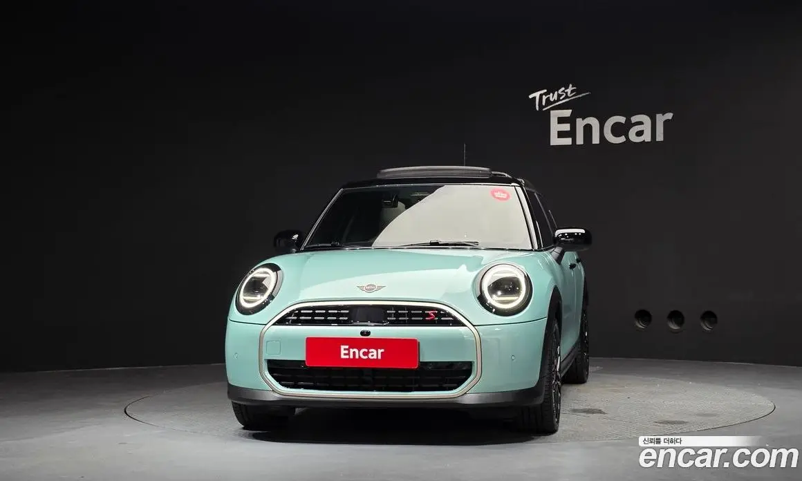 Mini Cooper 2025 2.0 автомат (гидро), фото 3
