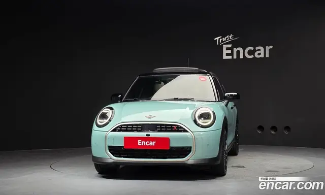 Mini Cooper 2025 2.0 автомат (гидро), миниатюра 3