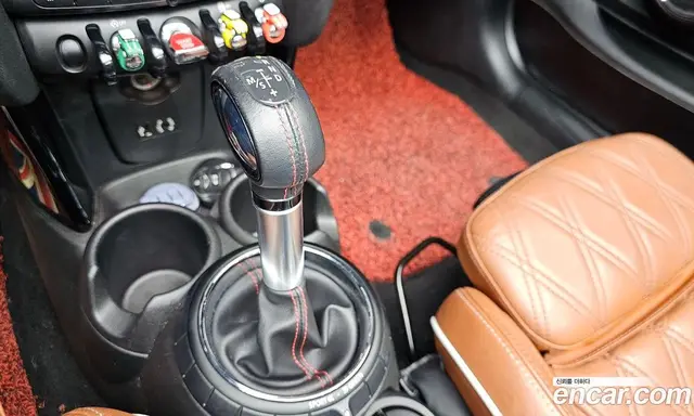 Mini Cooper Convertible 2017 2.0 автомат (гидро), миниатюра 12