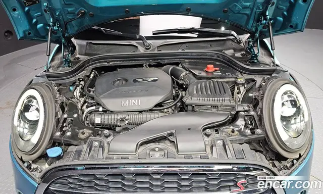 Mini Cooper Convertible 2017 2.0 автомат (гидро), миниатюра 6 Mini Cooper Convertible 2017 2.0 автомат (гидро), миниатюра 6