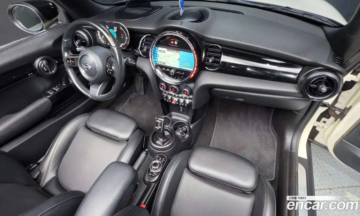 Mini Cooper Convertible 2022 1.5 автомат (гидро), фото 10 Mini Cooper Convertible 2022 1.5 автомат (гидро), фото 10