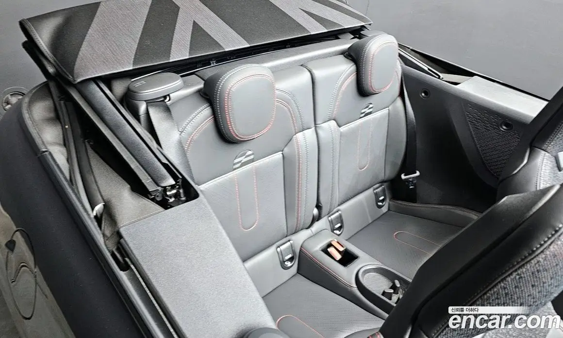 Mini Cooper Convertible 2025 2.0 автомат (гидро), фото 18