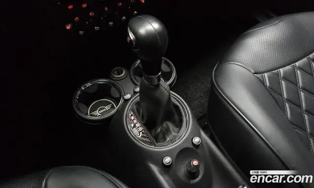 Mini Coupe 2011 1.6 автомат (гидро), миниатюра 9