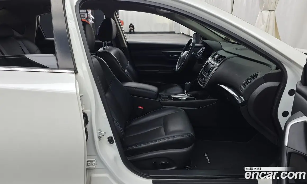 Nissan Altima 2017 2.5 автомат (гидро), фото 11