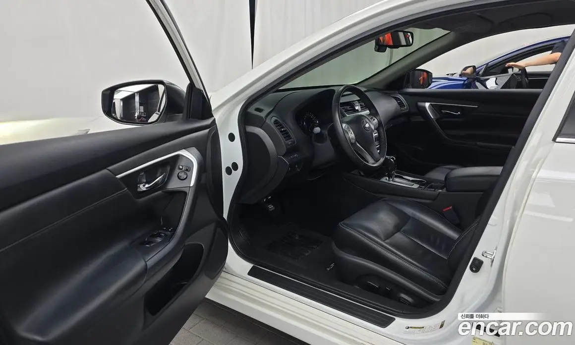 Nissan Altima 2017 2.5 автомат (гидро), фото 10