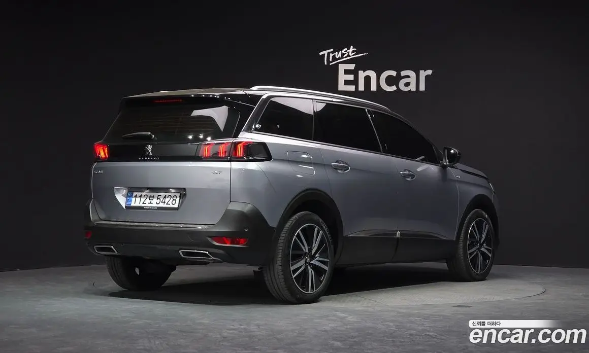 Peugeot 5008 2024 1.2 автомат (гидро), фото 2 Peugeot 5008 2024 1.2 автомат (гидро), фото 2