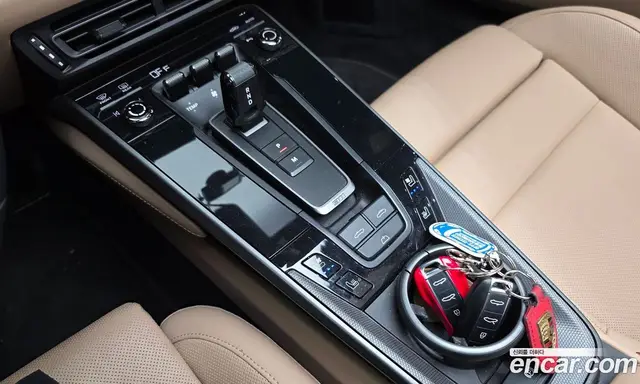 Porsche 911 2021 3.0 автомат (гидро), миниатюра 12