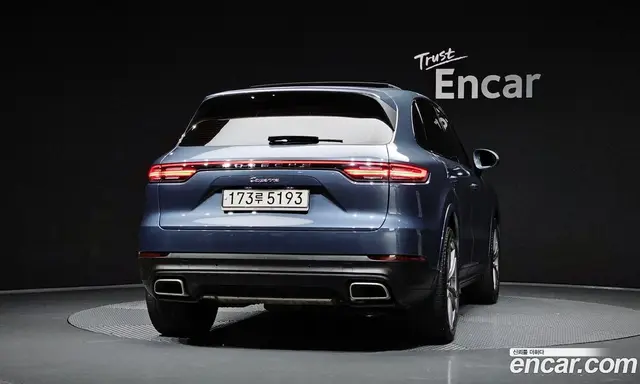 Porsche Cayenne 2020 3.0 автомат (гидро), миниатюра 3