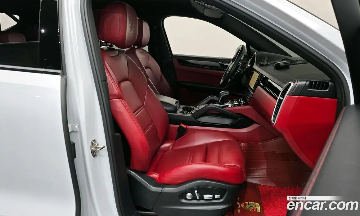Porsche Cayenne 2021 3.0 автомат (гидро), фото 16