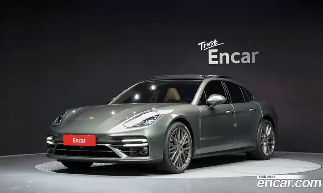 Porsche Panamera, 2022, 22 193 км