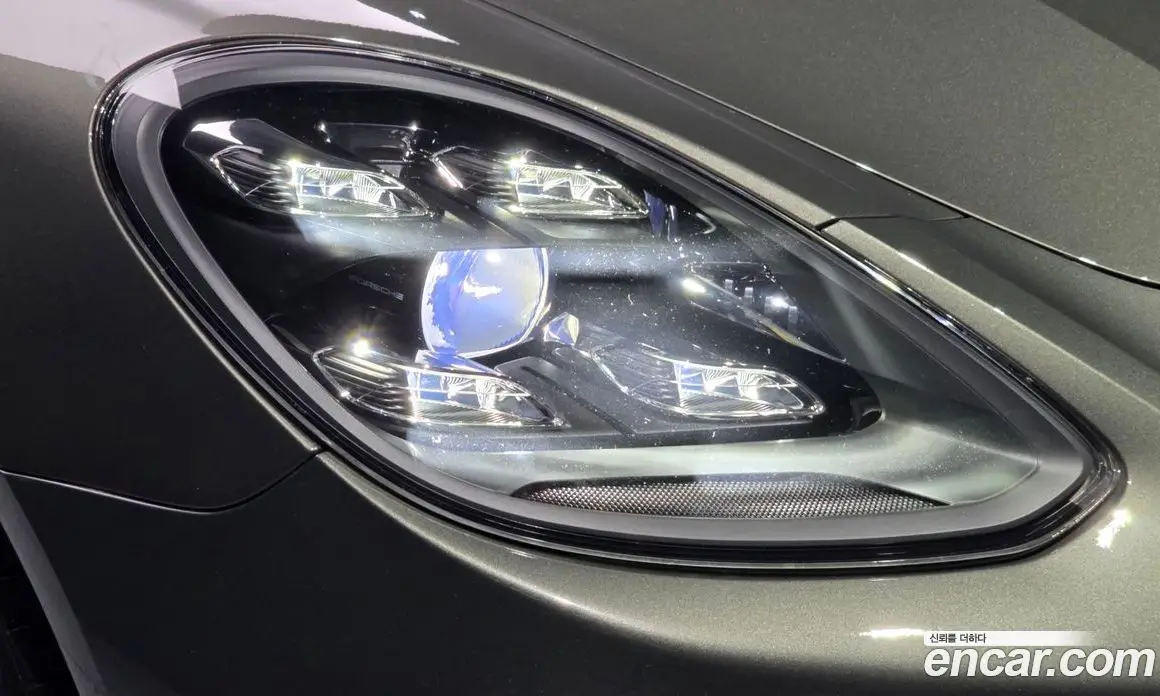 Porsche Panamera 2022 2.9 автомат (гидро), фото 8