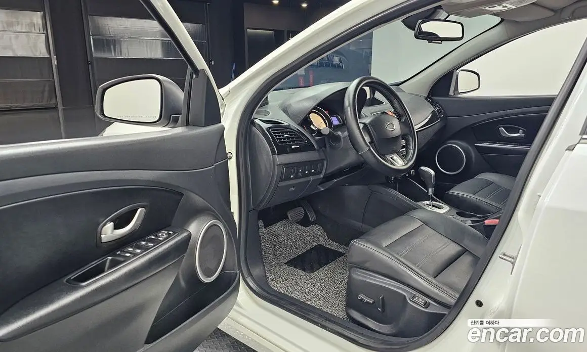 Renault (Samsung) SM3 2016 1.6 автомат (гидро), фото 12 Renault (Samsung) SM3 2016 1.6 автомат (гидро), фото 12