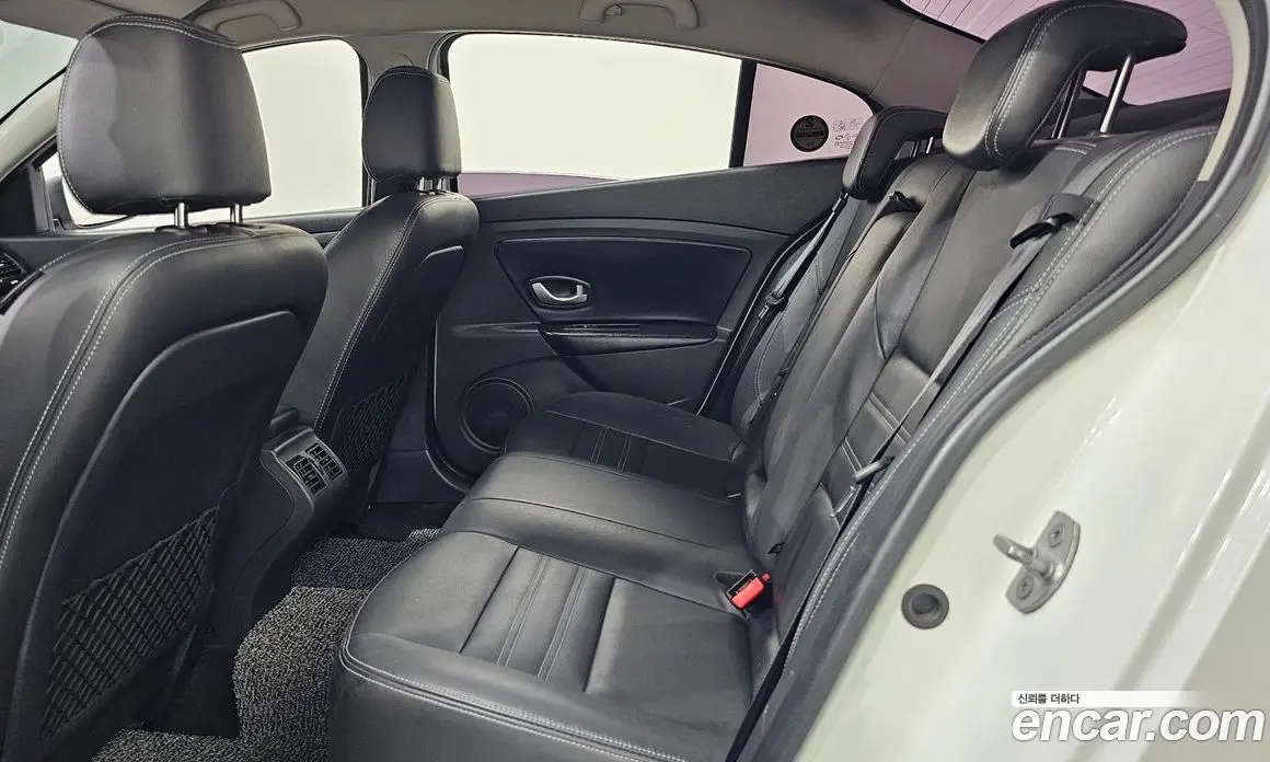 Renault (Samsung) SM3 2016 1.6 автомат (гидро), фото 15 Renault (Samsung) SM3 2016 1.6 автомат (гидро), фото 15