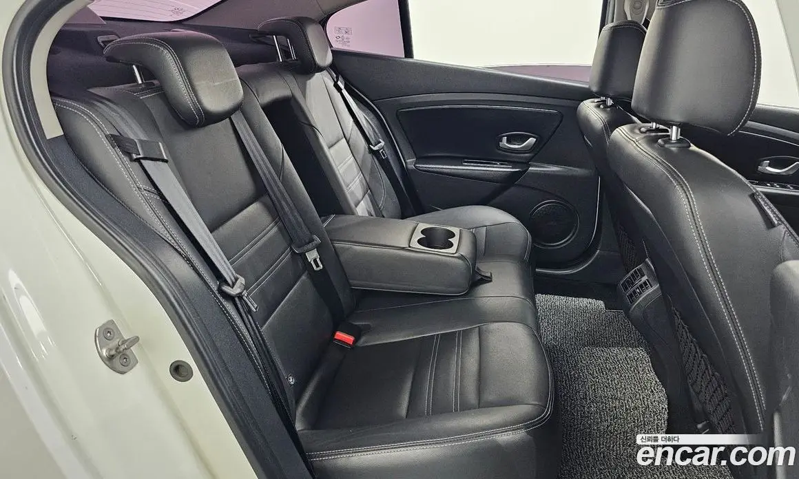 Renault (Samsung) SM3 2016 1.6 автомат (гидро), фото 17 Renault (Samsung) SM3 2016 1.6 автомат (гидро), фото 17