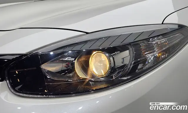 Renault (Samsung) SM3 2016 1.6 автомат (гидро), миниатюра 7 Renault (Samsung) SM3 2016 1.6 автомат (гидро), миниатюра 7