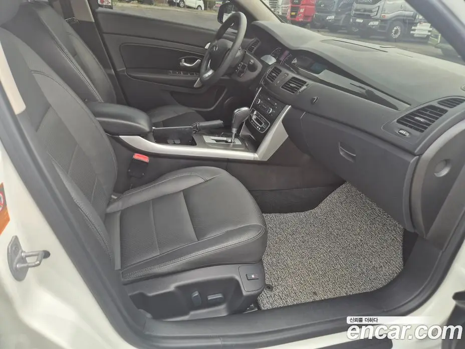 Renault (Samsung) SM5 2017 2.0 автомат (гидро), фото 11 Renault (Samsung) SM5 2017 2.0 автомат (гидро), фото 11
