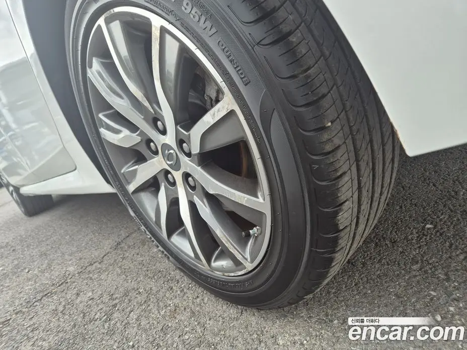 Renault (Samsung) SM5 2017 2.0 автомат (гидро), фото 15 Renault (Samsung) SM5 2017 2.0 автомат (гидро), фото 15