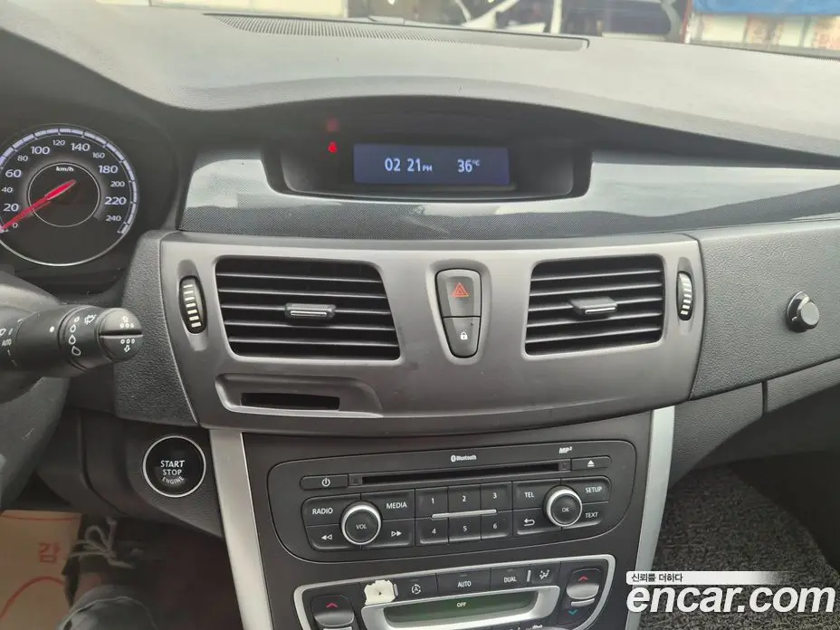 Renault (Samsung) SM5 2017 2.0 автомат (гидро), фото 16 Renault (Samsung) SM5 2017 2.0 автомат (гидро), фото 16