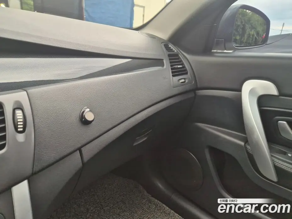 Renault (Samsung) SM5 2017 2.0 автомат (гидро), фото 18 Renault (Samsung) SM5 2017 2.0 автомат (гидро), фото 18