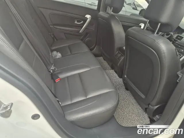Renault (Samsung) SM5 2017 2.0 автомат (гидро), миниатюра 10 Renault (Samsung) SM5 2017 2.0 автомат (гидро), миниатюра 10