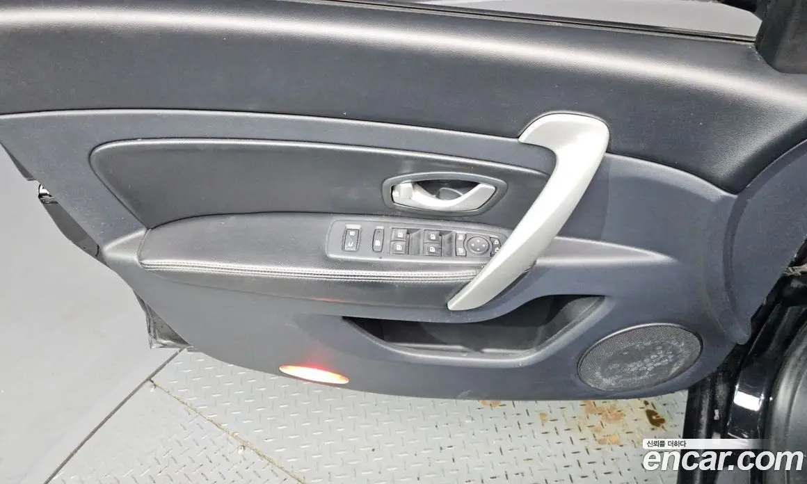 Renault (Samsung) SM5 2018 2.0 автомат (гидро), фото 15 Renault (Samsung) SM5 2018 2.0 автомат (гидро), фото 15