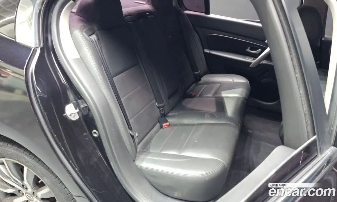 Renault (Samsung) SM5 2018 2.0 автомат (гидро), фото 18 Renault (Samsung) SM5 2018 2.0 автомат (гидро), фото 18