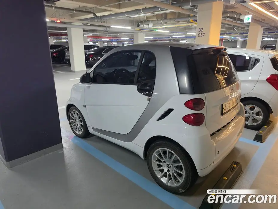 Smart Fortwo 2011 1.0 автомат (робот), фото 5