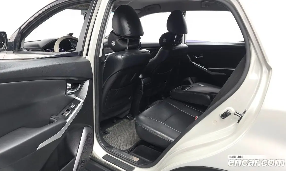 SsangYong Korando 2014 2.0 автомат (гидро), фото 16