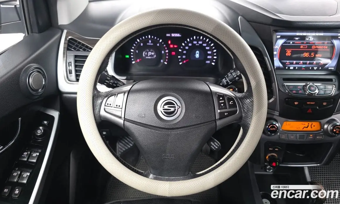 SsangYong Korando 2014 2.0 автомат (гидро), фото 19