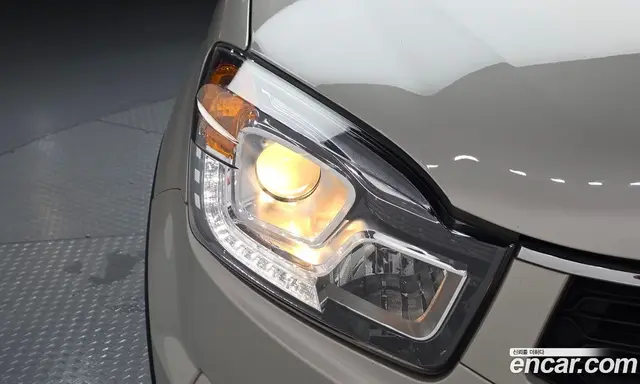 SsangYong Korando 2014 2.0 автомат (гидро), миниатюра 8