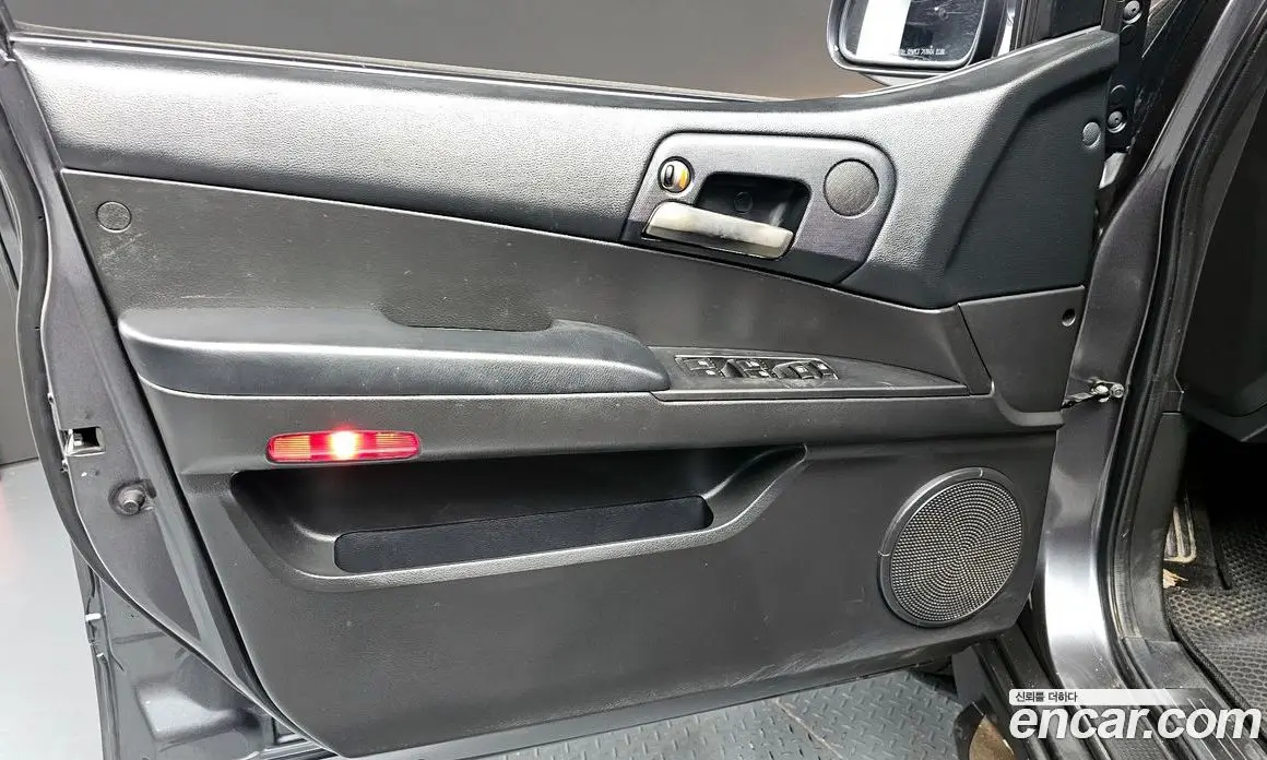 SsangYong Korando 2015 2.0 автомат (гидро), фото 13