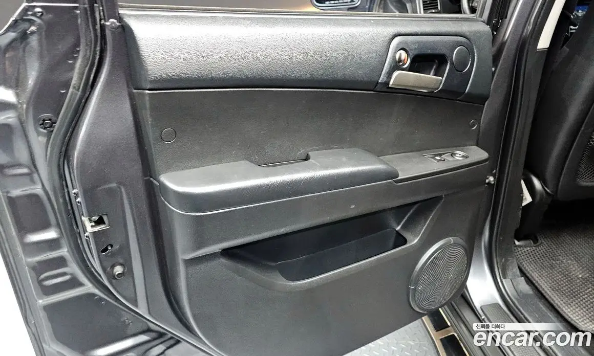 SsangYong Korando 2015 2.0 автомат (гидро), фото 14