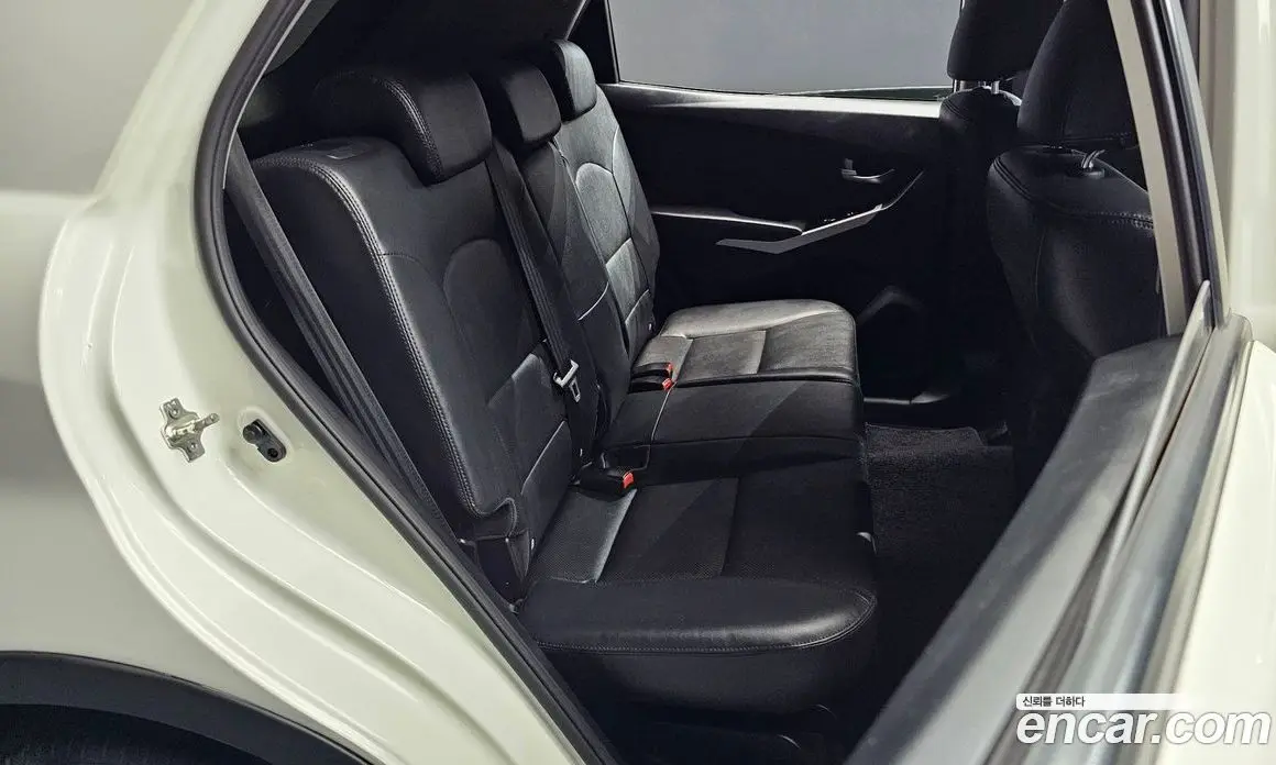 SsangYong Korando 2017 2.2 автомат (гидро), фото 17