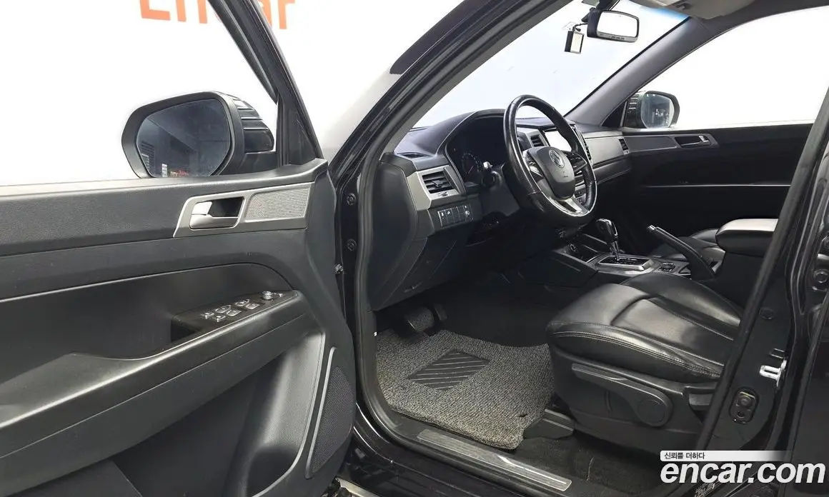 SsangYong Rexton 2018 2.2 автомат (гидро), фото 13