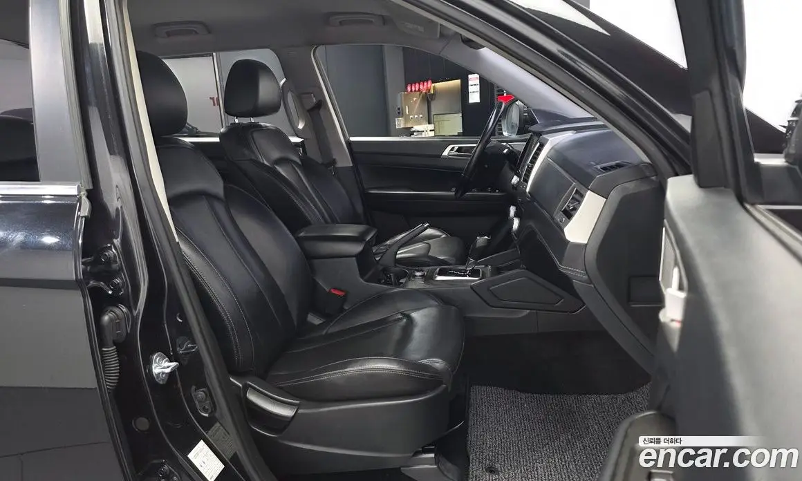 SsangYong Rexton 2018 2.2 автомат (гидро), фото 17