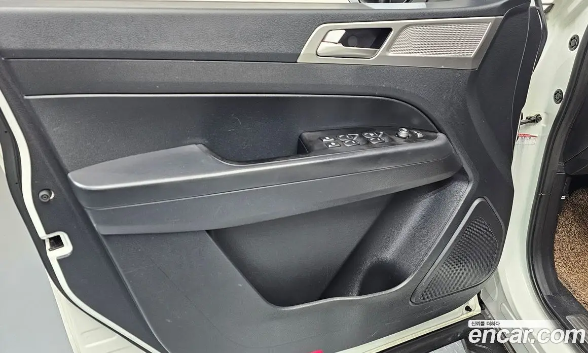 SsangYong Rexton 2019 2.2 автомат (гидро), фото 13 SsangYong Rexton 2019 2.2 автомат (гидро), фото 13