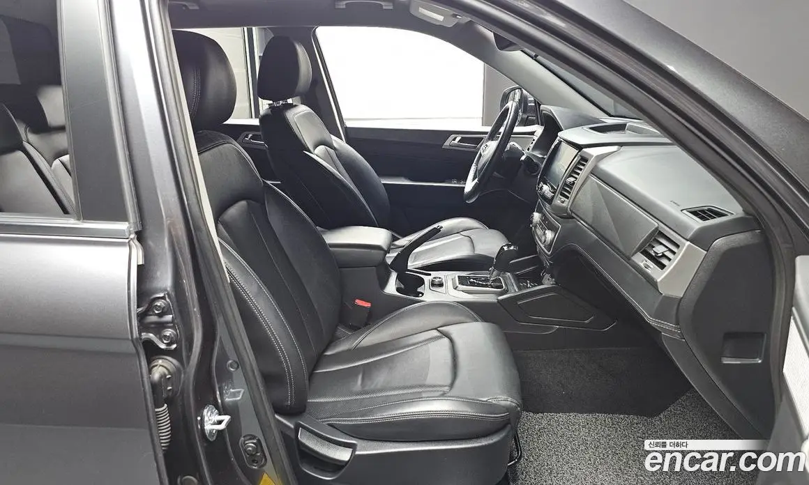 SsangYong Rexton 2019 2.2 автомат (гидро), фото 13