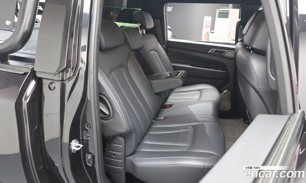 SsangYong Rexton 2022 2.2 автомат (гидро), фото 17