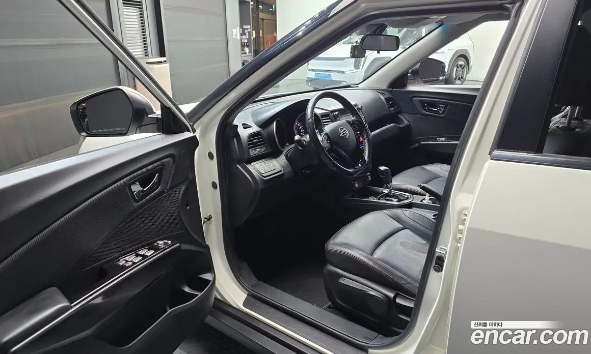 SsangYong TIBOLI 2016 1.6 автомат (гидро), фото 13