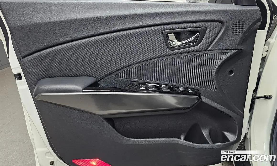 SsangYong TIBOLI 2022 1.5 автомат (гидро), фото 13 SsangYong TIBOLI 2022 1.5 автомат (гидро), фото 13