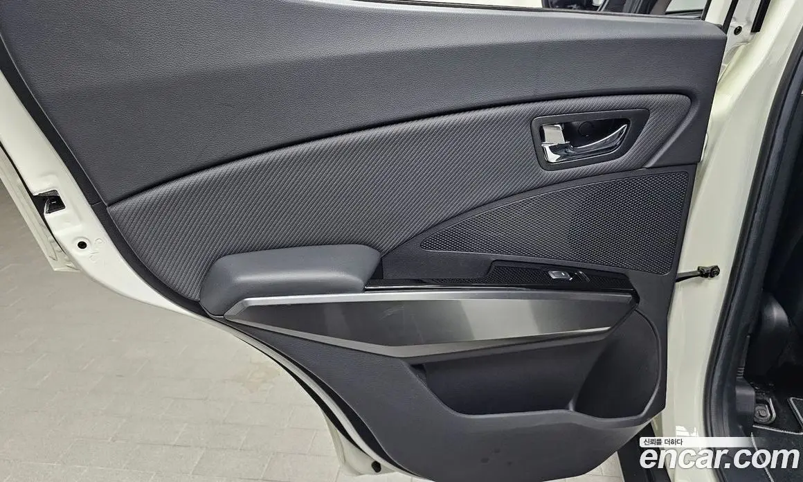 SsangYong TIBOLI 2022 1.5 автомат (гидро), фото 14 SsangYong TIBOLI 2022 1.5 автомат (гидро), фото 14