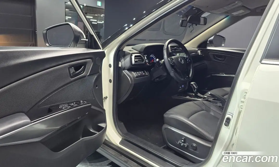 SsangYong TIBOLI 2023 1.6 автомат (гидро), фото 13