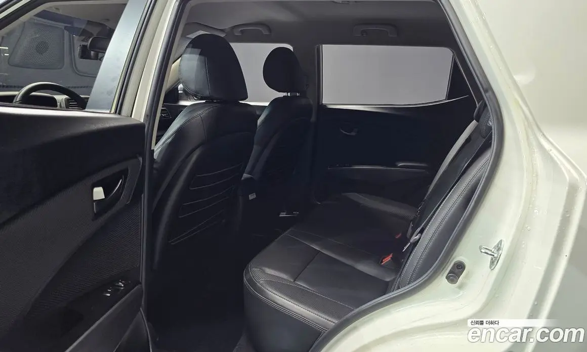 SsangYong TIBOLI 2023 1.6 автомат (гидро), фото 16