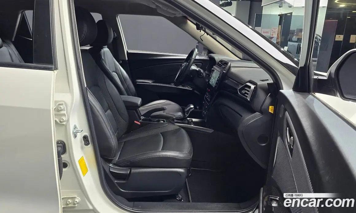 SsangYong TIBOLI 2023 1.6 автомат (гидро), фото 17