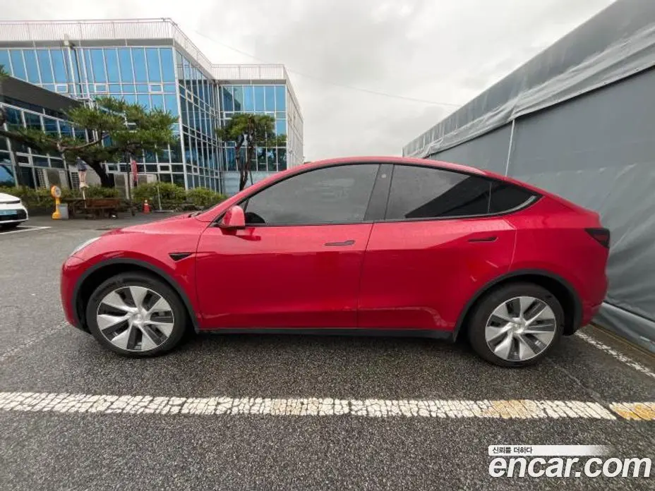 Tesla Model Y 2022 0.2 автомат (гидро), фото 5 Tesla Model Y 2022 0.2 автомат (гидро), фото 5