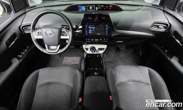 Toyota Prius 2017 1.8 автомат (гидро), миниатюра 10