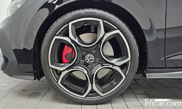 Volkswagen Golf 2026 2.0 автомат (гидро), миниатюра 4 Volkswagen Golf 2026 2.0 автомат (гидро), миниатюра 4