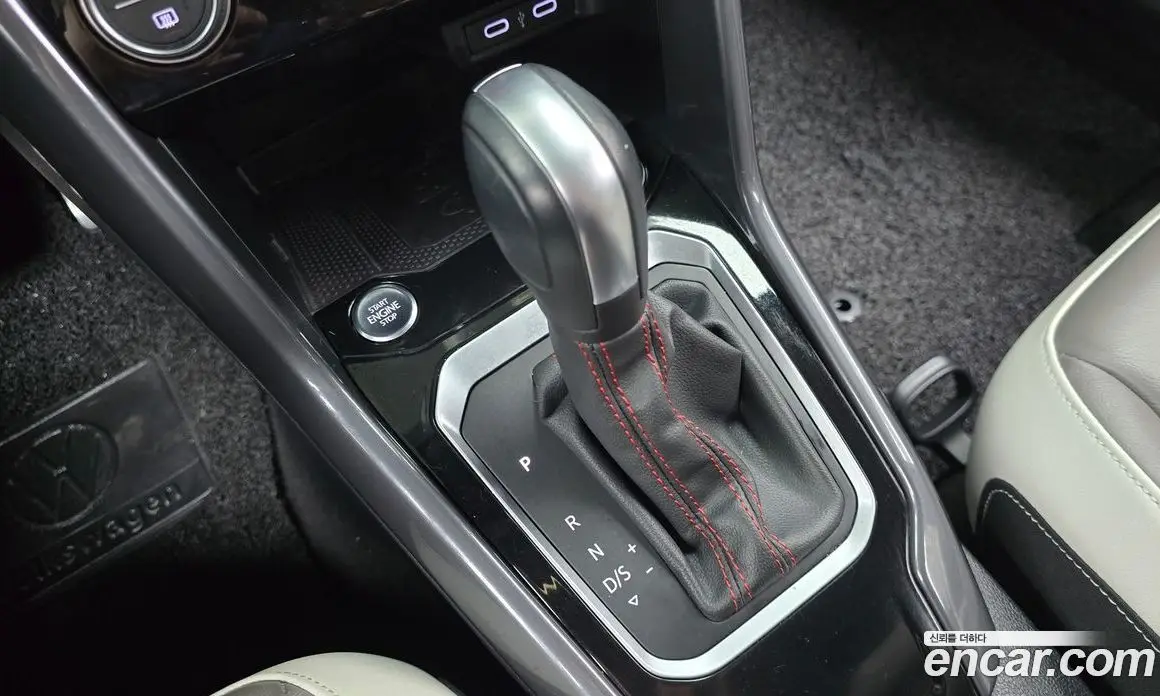 Volkswagen T-Roc 2021 2.0 автомат (гидро), фото 12 Volkswagen T-Roc 2021 2.0 автомат (гидро), фото 12